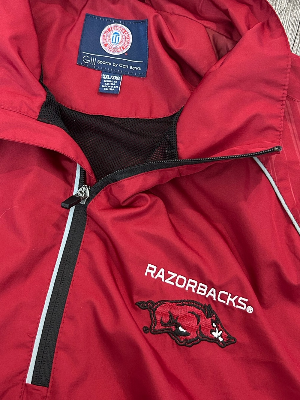 Arkansas Razorbacks Men's Red Razorbacks Quarter-Zip Windbreaker - Picture 3 of 5